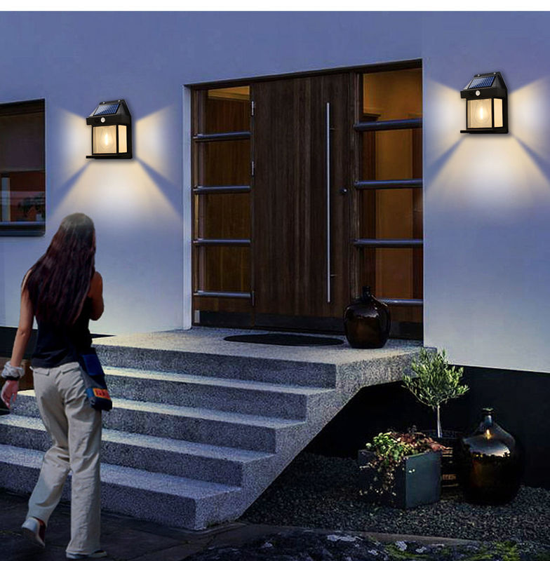 80lm/w Waterdichte zonnewandlamp voor tuinversiering met bewegingssensor