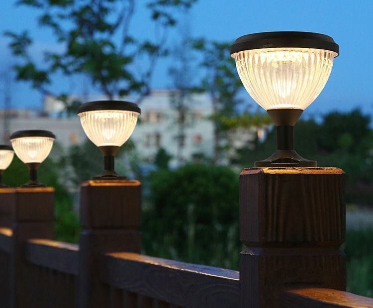 Zonne-energie kolom koplamp voor buiten patio pad landschap verlichting behoeften