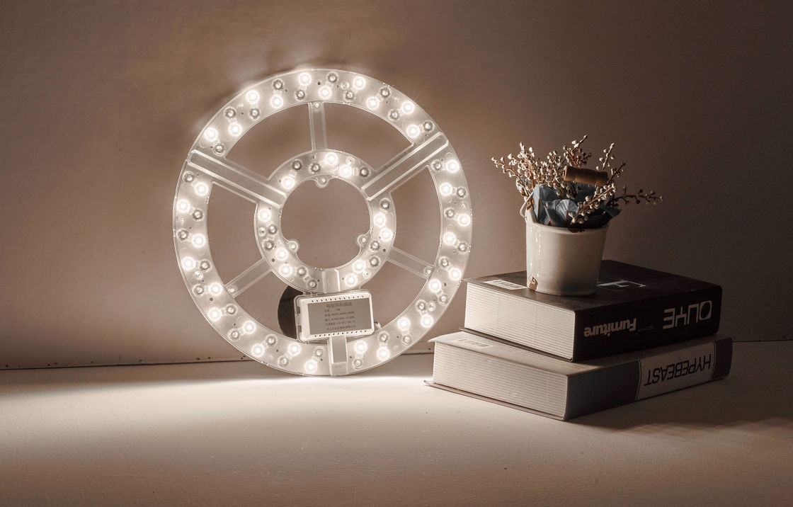 Hexagonale wandlamp Modulaire lampen voor 15-36w Kleurtemperatuur CCT 6000k-6500k