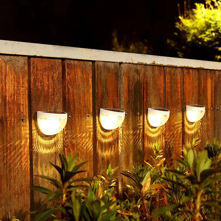 85lm/w Lamp Lichtefficiëntie Zonne-tuinlicht voor decoratieve halfcirkelvormige tuin
